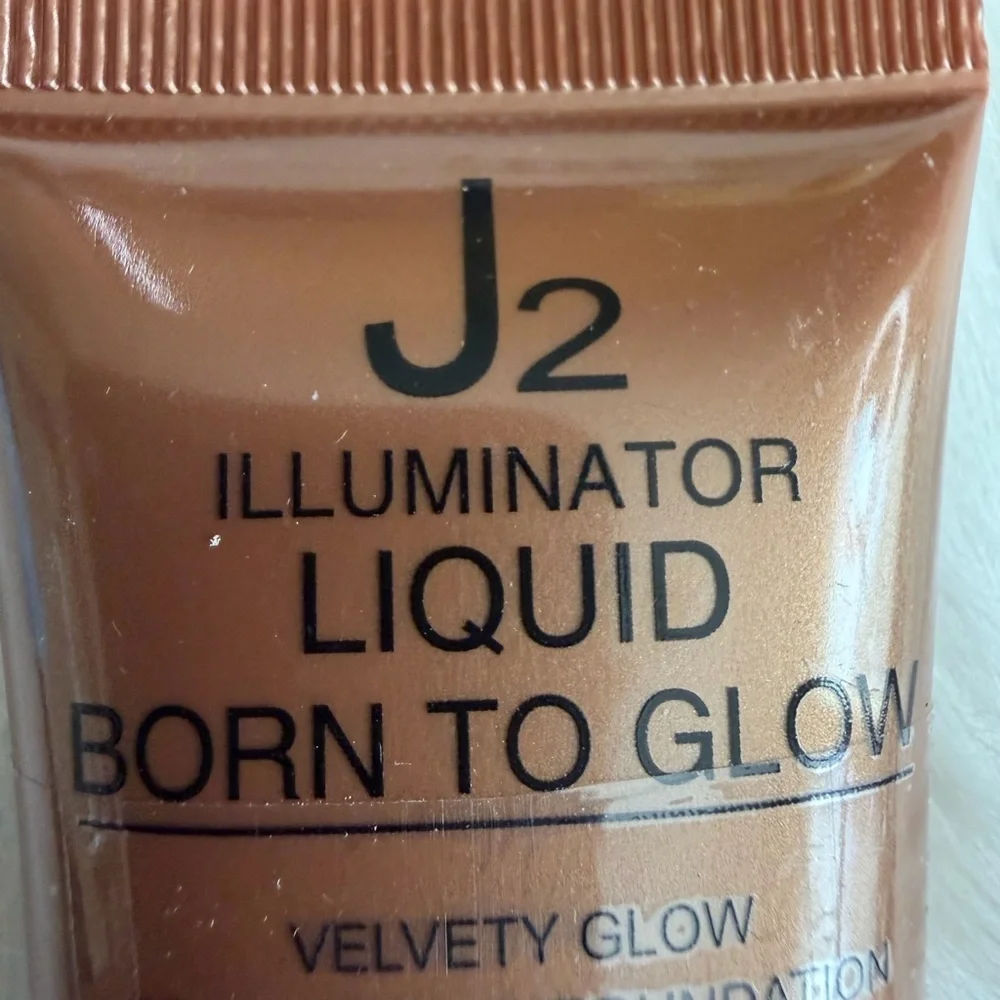 🩷5/$10 Illuminator Liquid Foundation - Brown